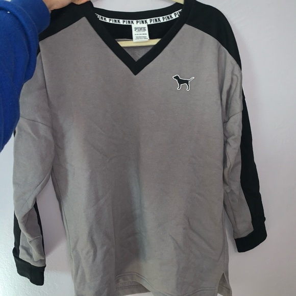 Pink sweatshirt - Picture 1 of 3